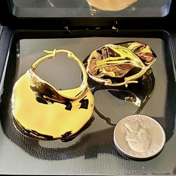 Swirl Large Gold Hoop Wow Designer Influnced Earrings - Picture 3 of 4